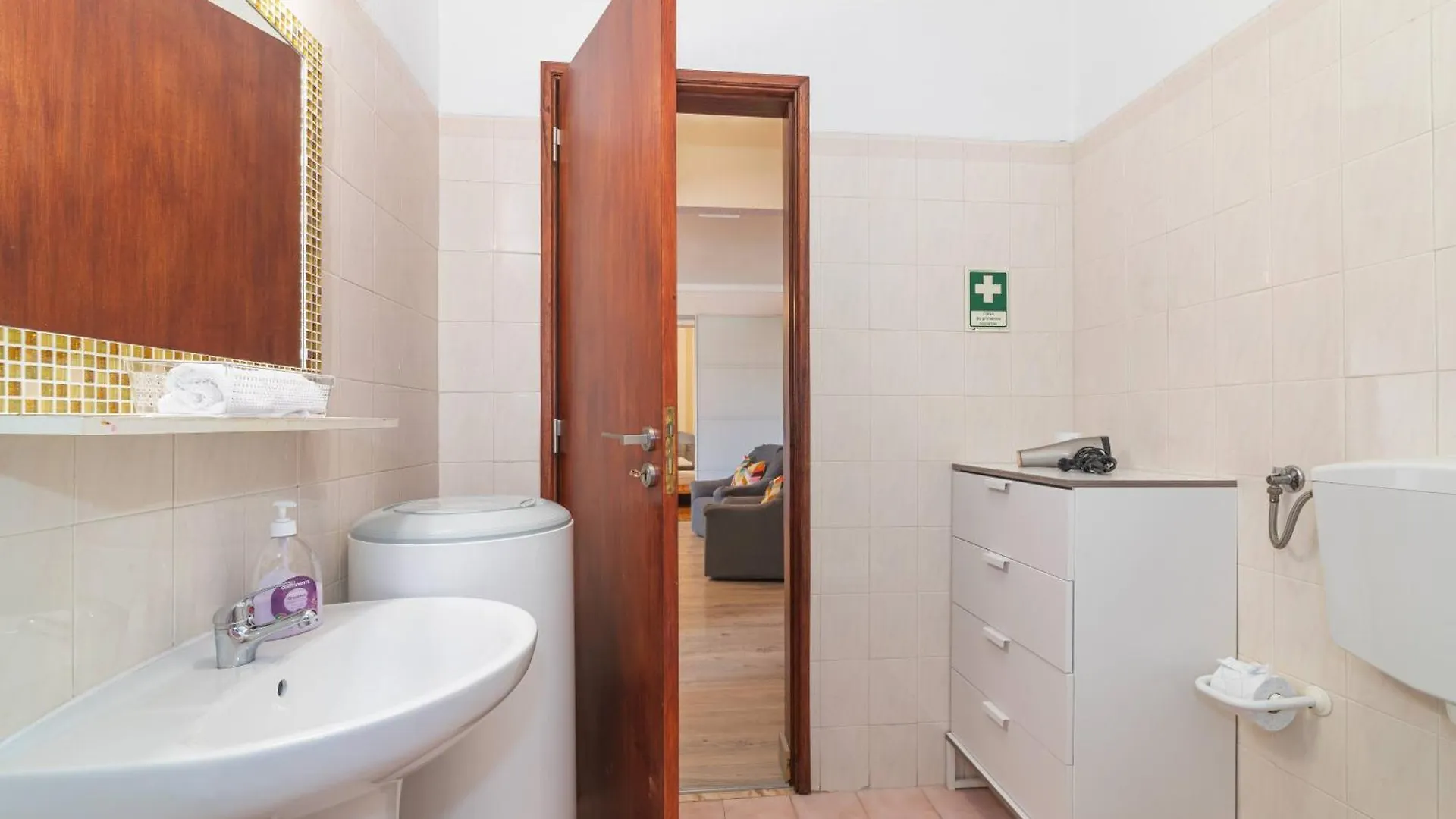 Apartamento Patio Da Rocha - Silhueta Citadina Portimão
